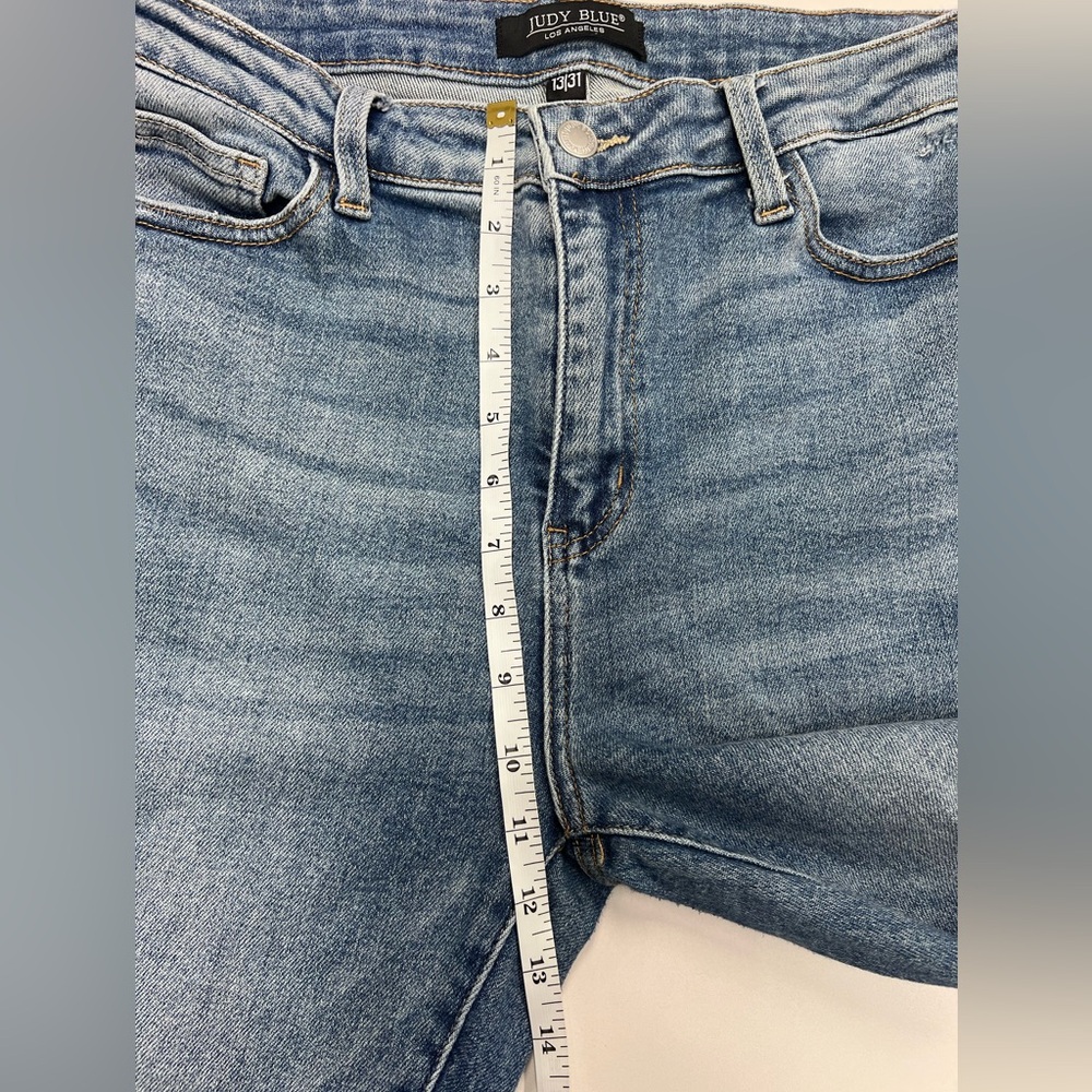 Classic High-Rise Light Blue Distressed Women's Jeans - Picture 4 of 11